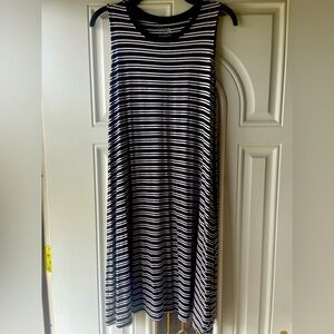 Striped Black and White Sleeveless Dress XL